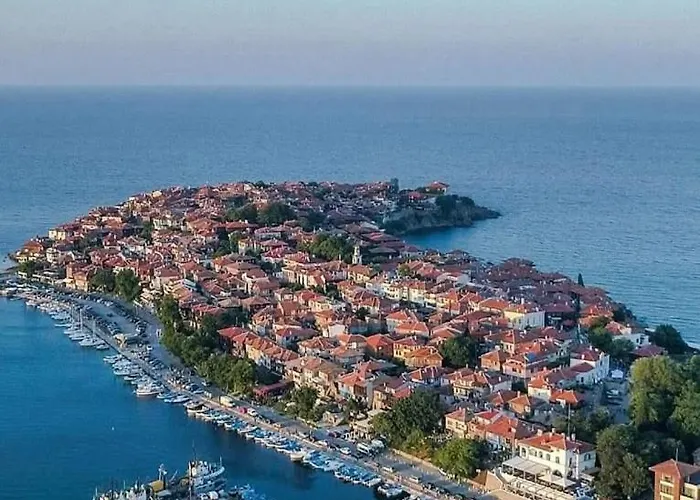 Sunrise Апартамент *